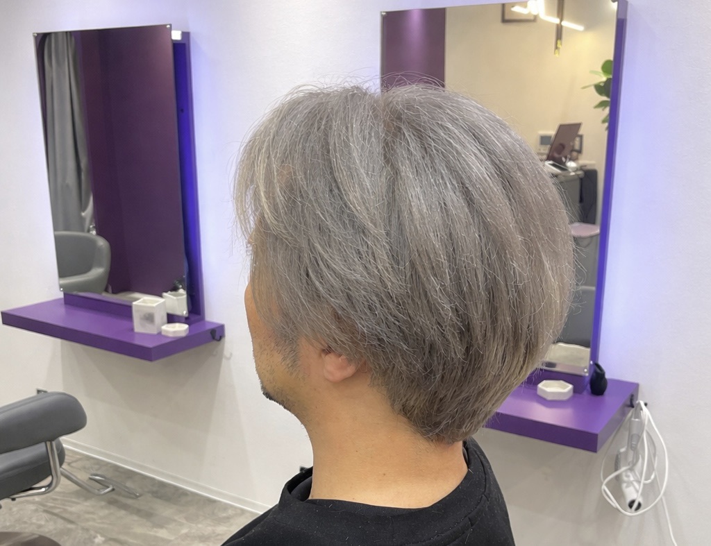 今すぐ試したくなる！メンズヘアカラーで魅力アップ
